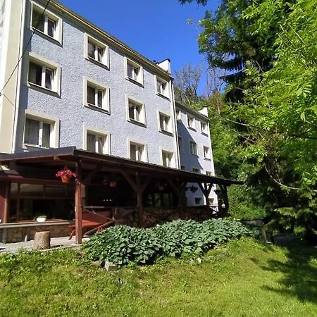 Pensjonat 4 Pory Roku Душники-Здруй Экстерьер фото